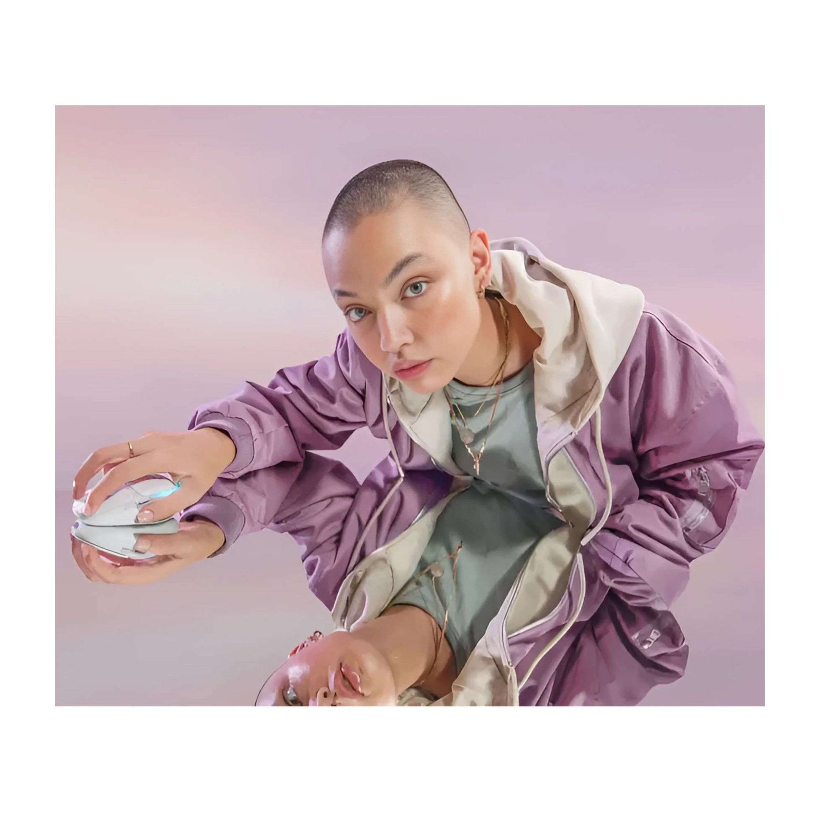 Logitech G705 Wireless Gaming Mouse – White, Compact, and Lightweight 4