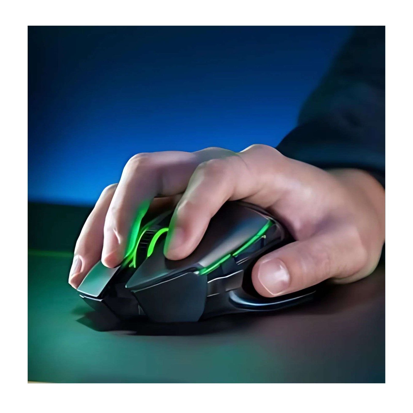 Razer Basilisk Ultimate Wireless Gaming Mouse with Charging Dock 3
